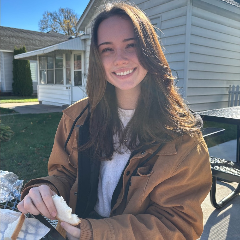 Meet your Posher, Sophia